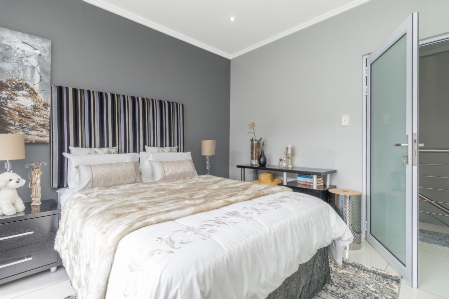 3 Bedroom Property for Sale in Bryanston Gauteng