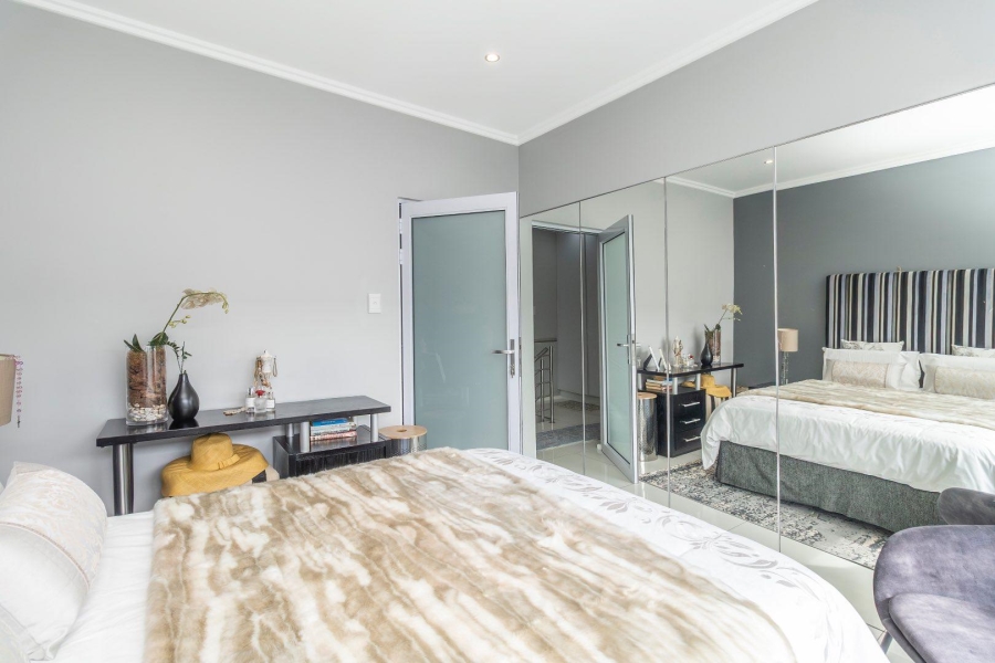3 Bedroom Property for Sale in Bryanston Gauteng