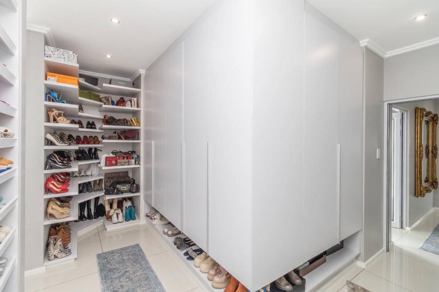 3 Bedroom Property for Sale in Bryanston Gauteng