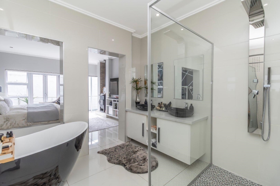 3 Bedroom Property for Sale in Bryanston Gauteng