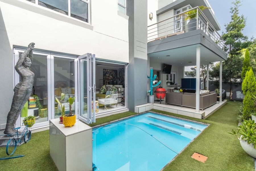 3 Bedroom Property for Sale in Bryanston Gauteng