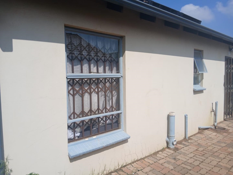 To Let 2 Bedroom Property for Rent in Alliance Gauteng