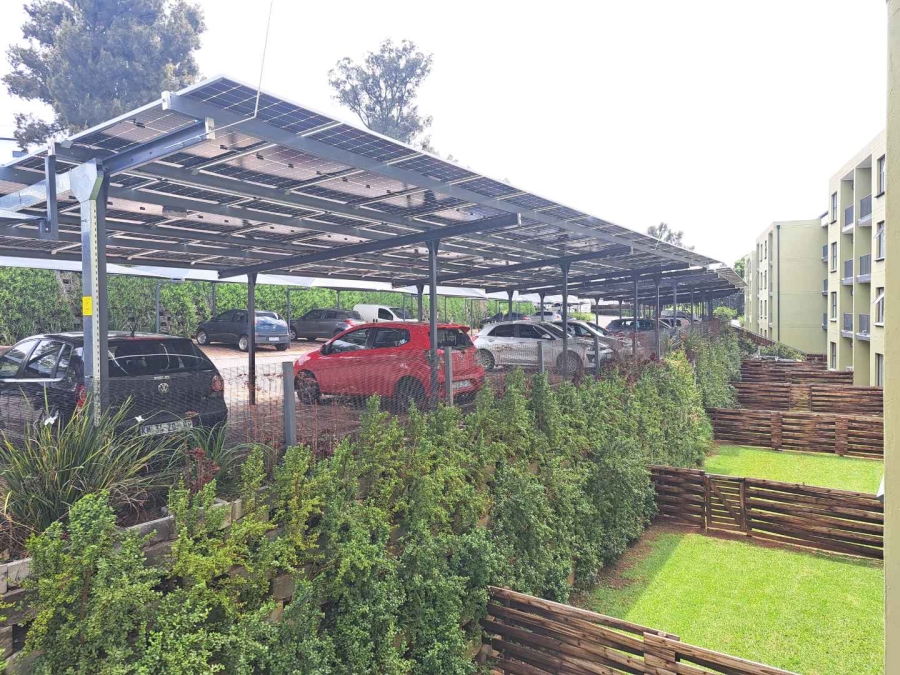 2 Bedroom Property for Sale in Lilianton Gauteng