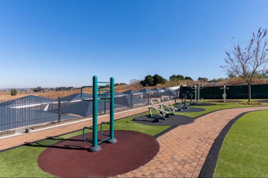 2 Bedroom Property for Sale in Lilianton Gauteng