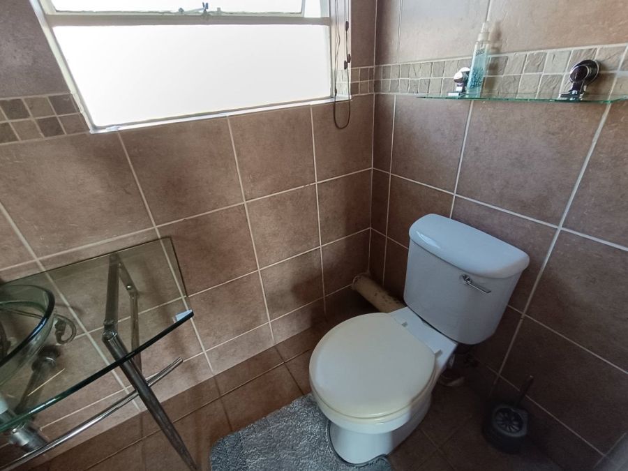3 Bedroom Property for Sale in Heuwelsig Estate Gauteng