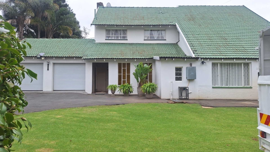 6 Bedroom Property for Sale in Florida Gauteng