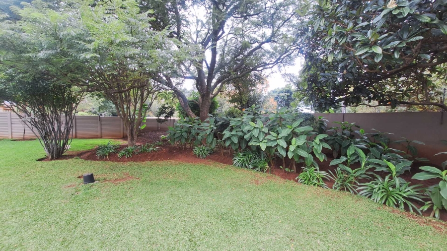6 Bedroom Property for Sale in Florida Gauteng