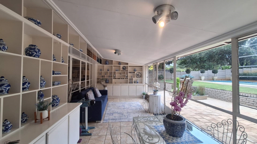 6 Bedroom Property for Sale in Florida Gauteng