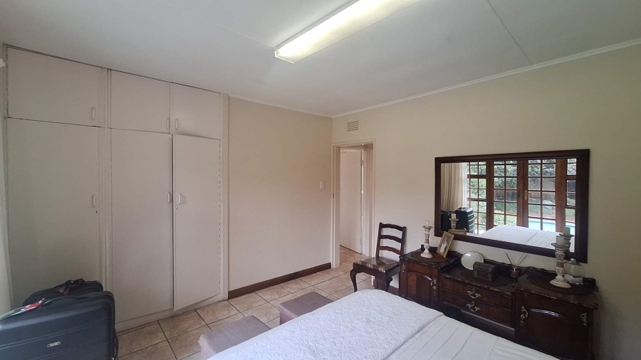 6 Bedroom Property for Sale in Florida Gauteng