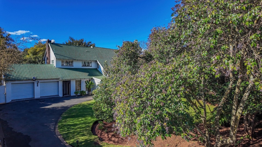 6 Bedroom Property for Sale in Florida Gauteng