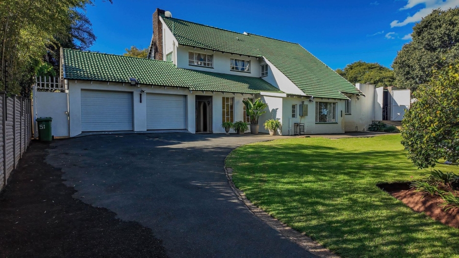 6 Bedroom Property for Sale in Florida Gauteng