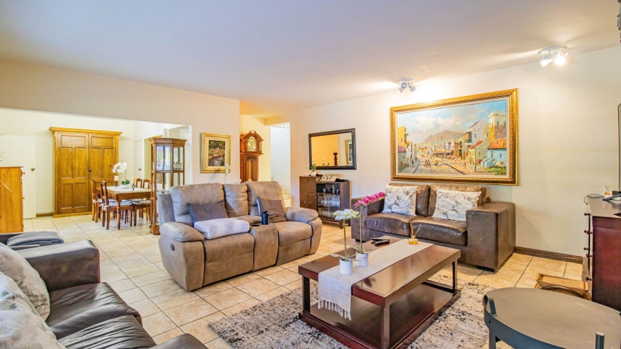 6 Bedroom Property for Sale in Florida Gauteng