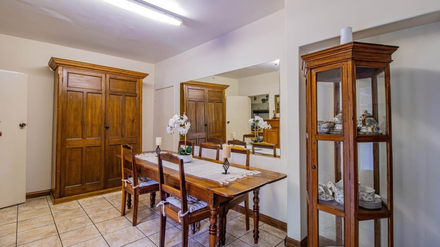 6 Bedroom Property for Sale in Florida Gauteng