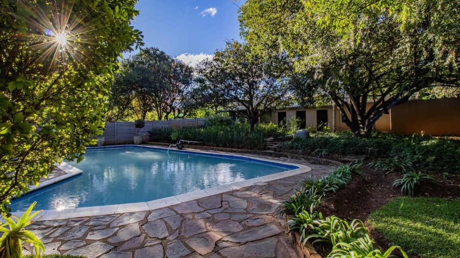 6 Bedroom Property for Sale in Florida Gauteng