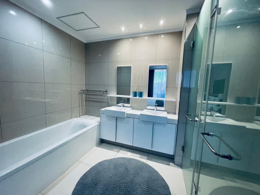 To Let 2 Bedroom Property for Rent in Morningside Gauteng
