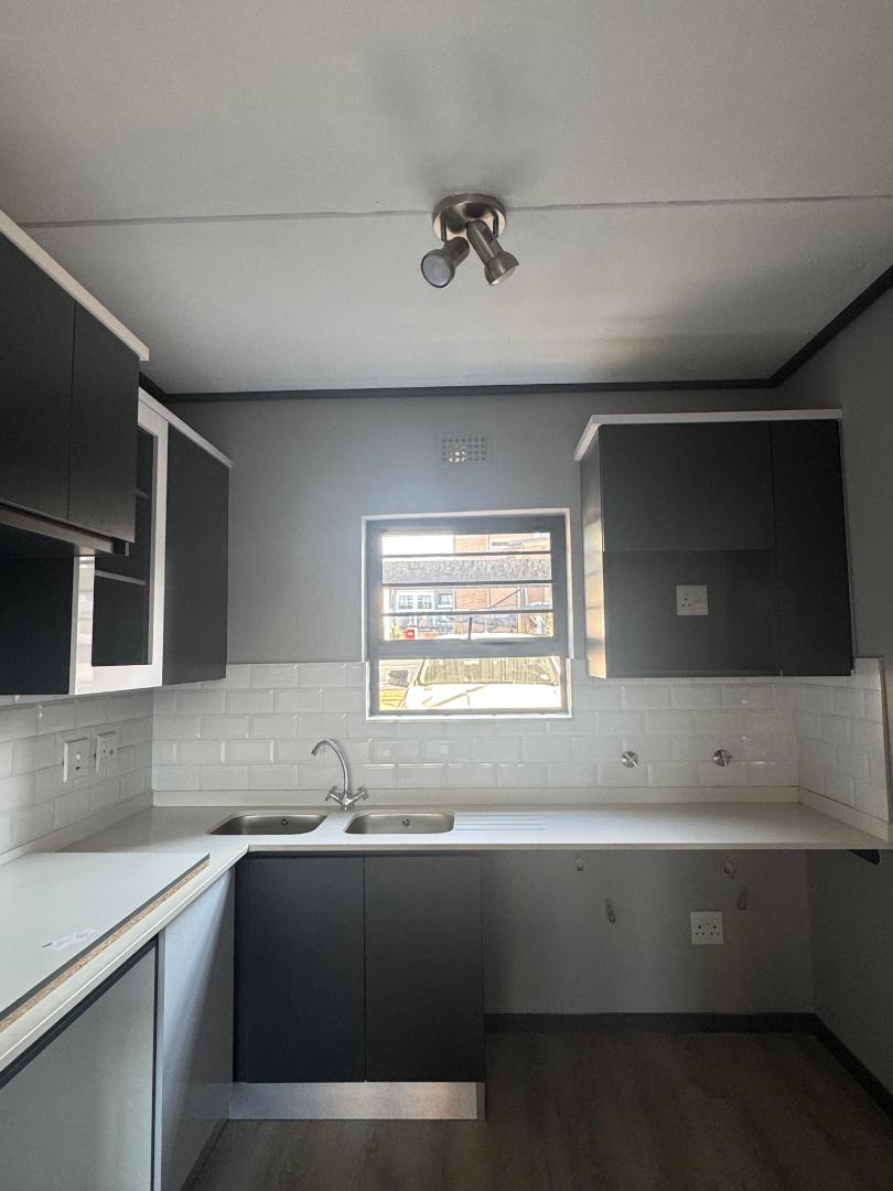To Let 2 Bedroom Property for Rent in Montana Gauteng
