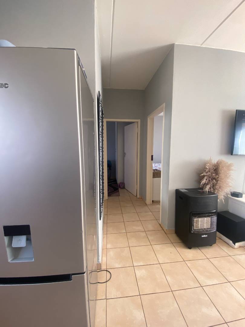 2 Bedroom Property for Sale in Groblerpark Gauteng