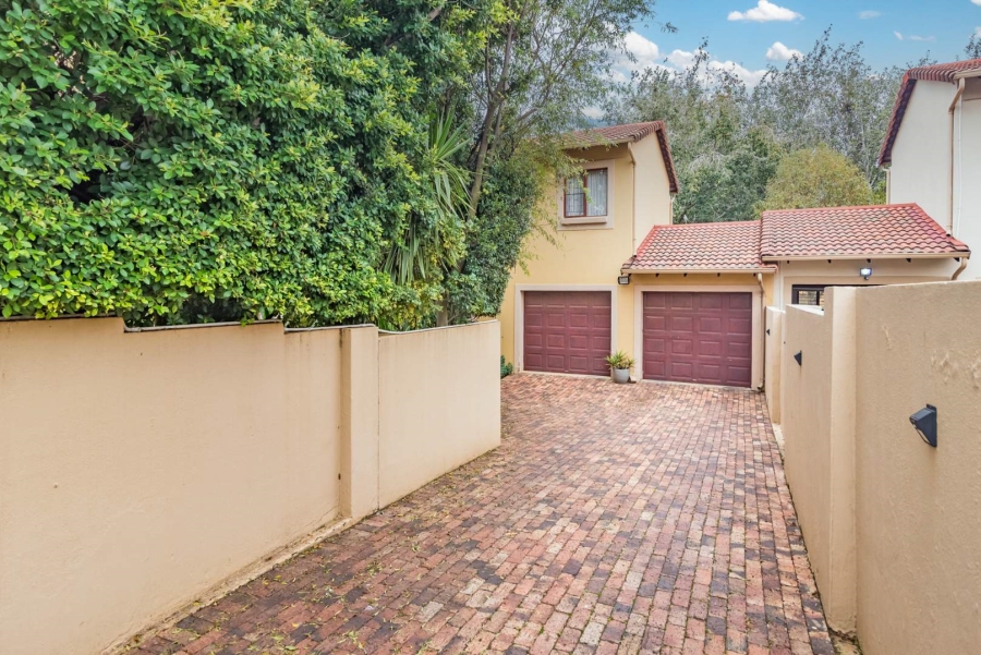 3 Bedroom Property for Sale in Willowbrook Gauteng