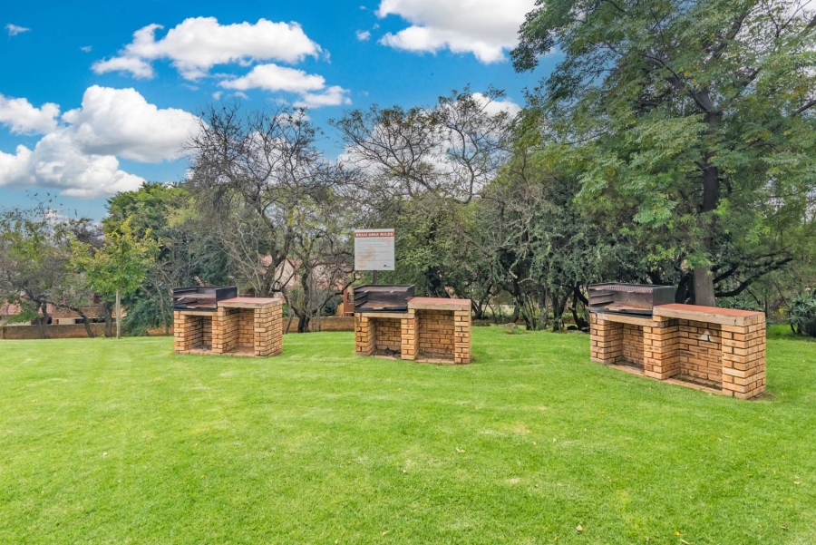 3 Bedroom Property for Sale in Willowbrook Gauteng