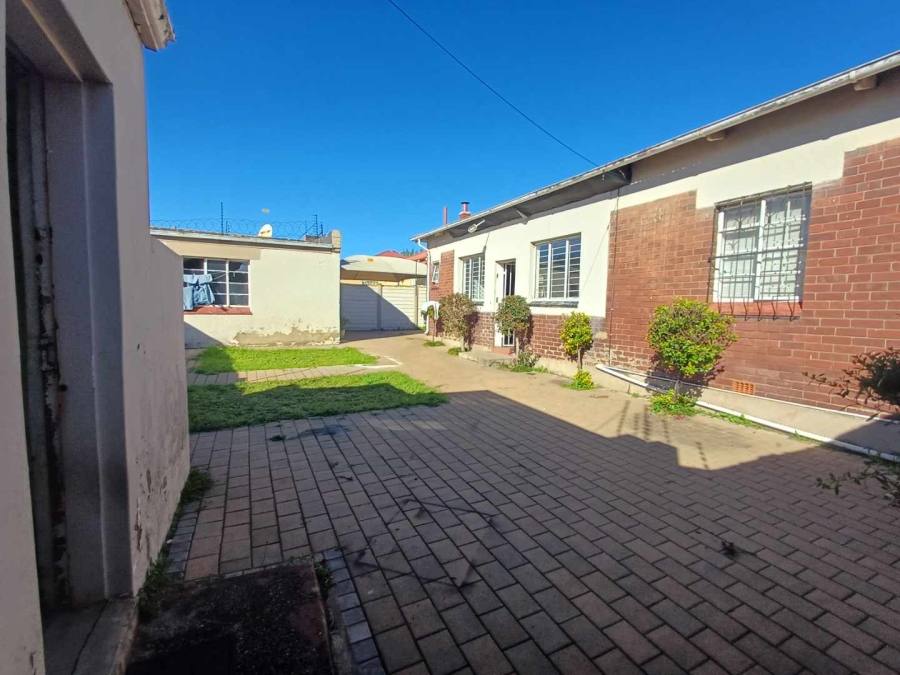 4 Bedroom Property for Sale in Townsview Gauteng