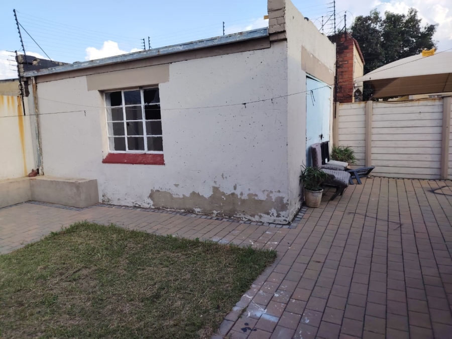 4 Bedroom Property for Sale in Townsview Gauteng