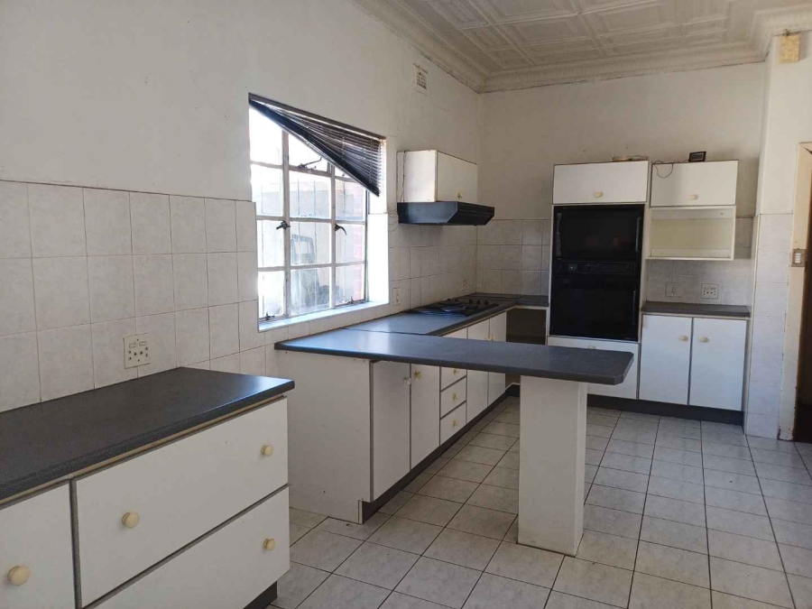 4 Bedroom Property for Sale in Townsview Gauteng