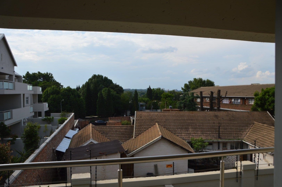 2 Bedroom Property for Sale in Craighall Park Gauteng