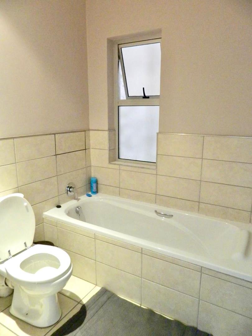 2 Bedroom Property for Sale in Craighall Park Gauteng