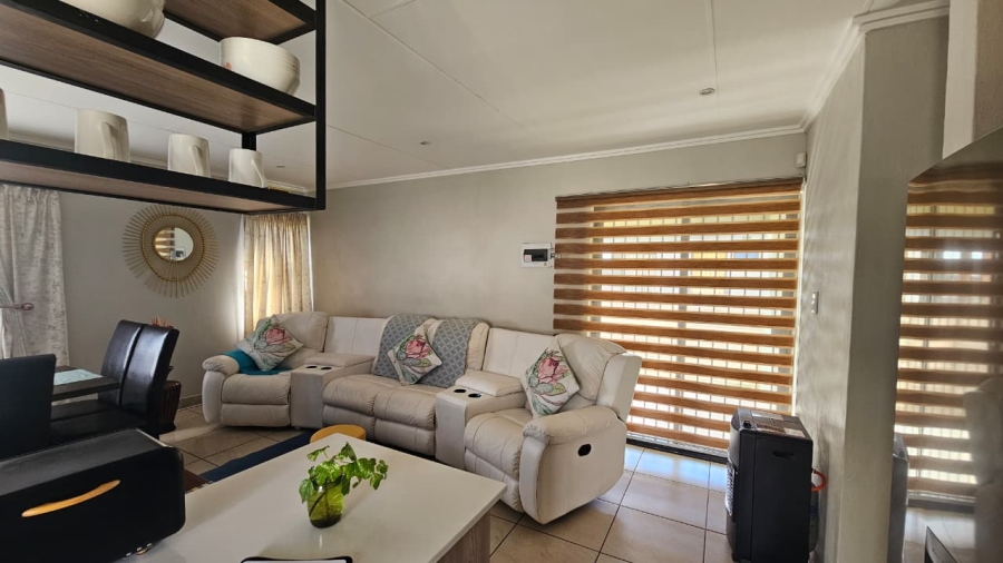 3 Bedroom Property for Sale in Mindalore Gauteng