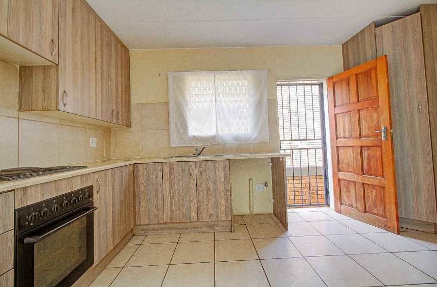 3 Bedroom Property for Sale in Wilgeheuwel Gauteng
