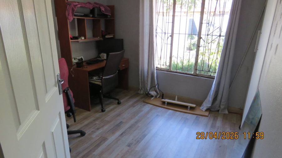 3 Bedroom Property for Sale in Albertsdal Gauteng