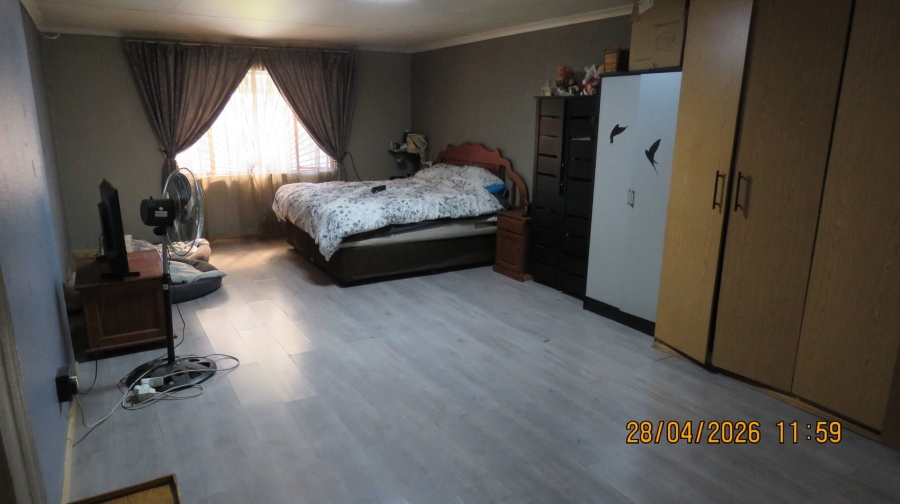 3 Bedroom Property for Sale in Albertsdal Gauteng