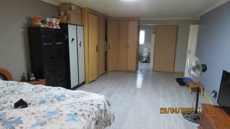 3 Bedroom Property for Sale in Albertsdal Gauteng