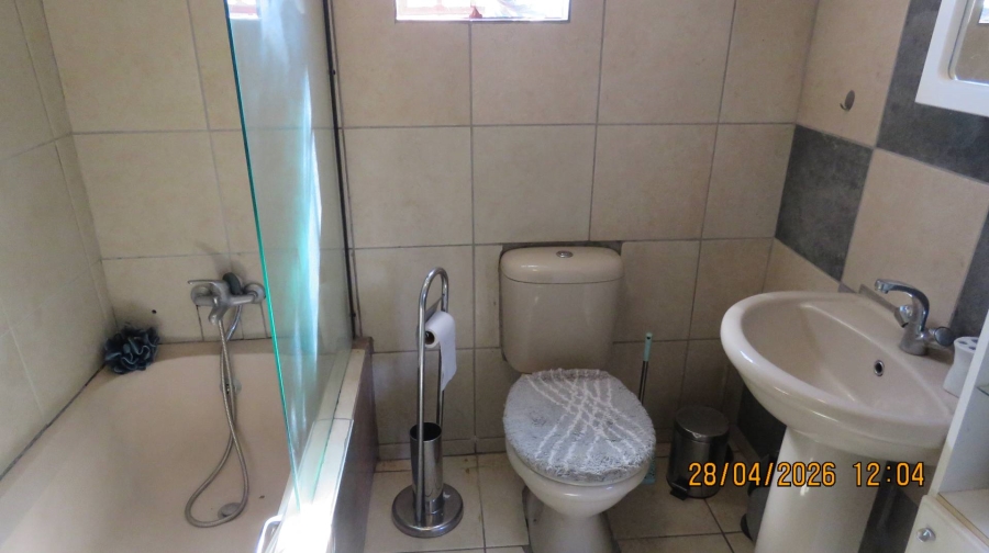 3 Bedroom Property for Sale in Albertsdal Gauteng