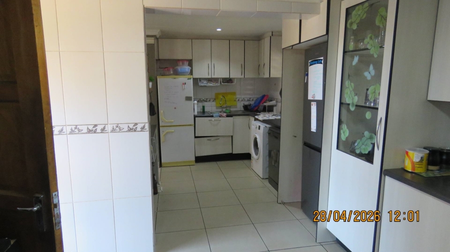 3 Bedroom Property for Sale in Albertsdal Gauteng