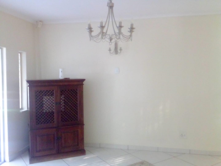4 Bedroom Property for Sale in Wierdapark Gauteng