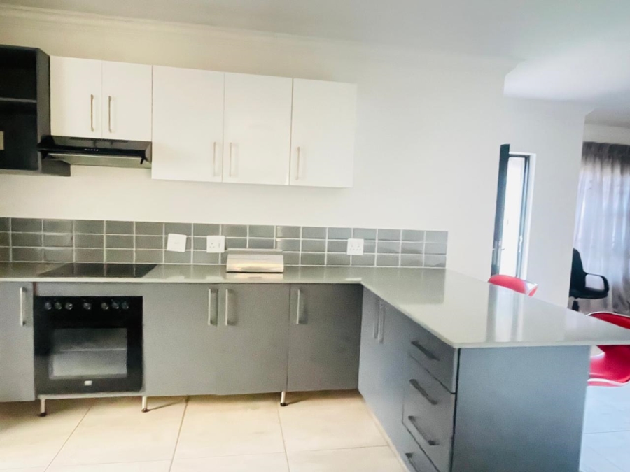 3 Bedroom Property for Sale in Rua Vista Gauteng