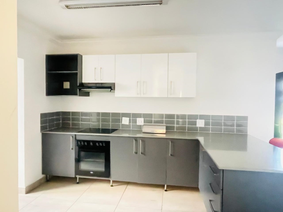 3 Bedroom Property for Sale in Rua Vista Gauteng