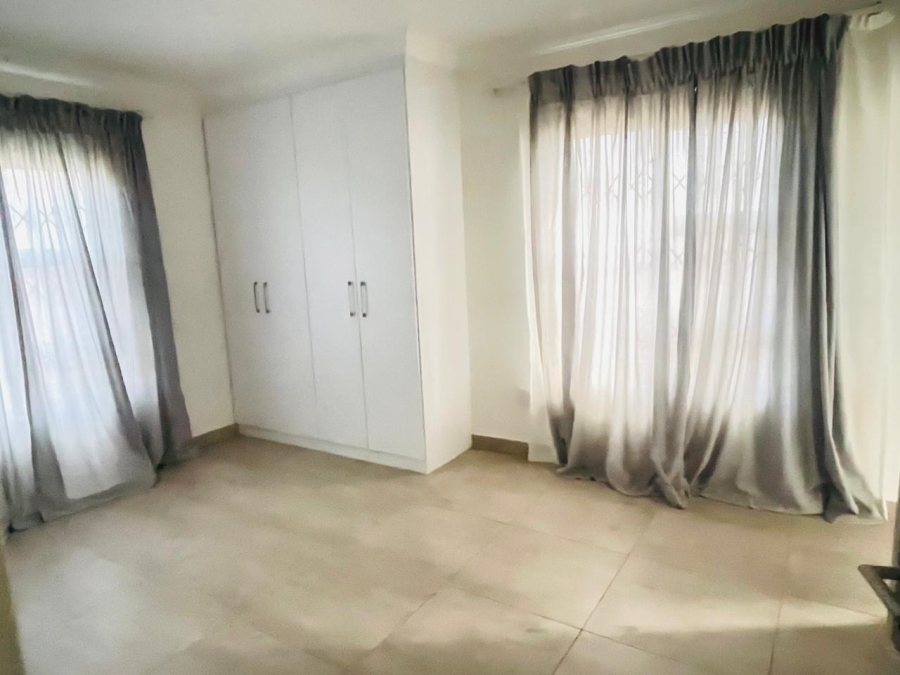 3 Bedroom Property for Sale in Rua Vista Gauteng