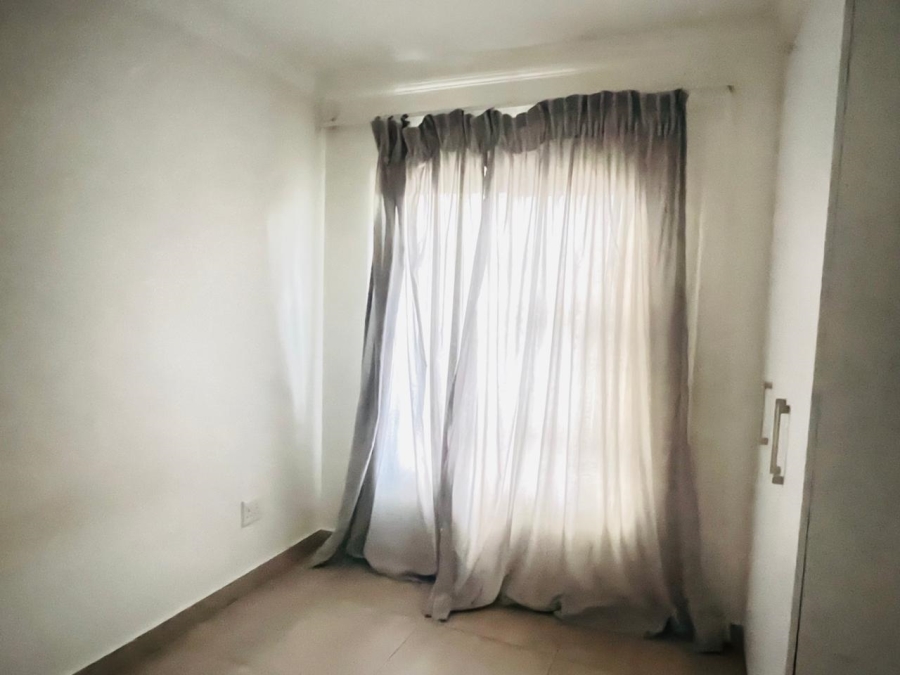 3 Bedroom Property for Sale in Rua Vista Gauteng