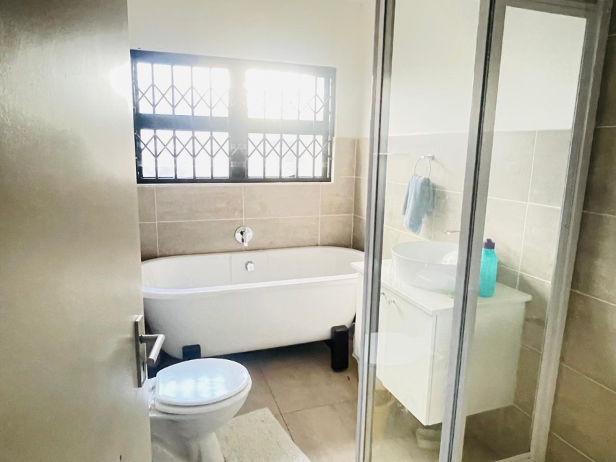 3 Bedroom Property for Sale in Rua Vista Gauteng