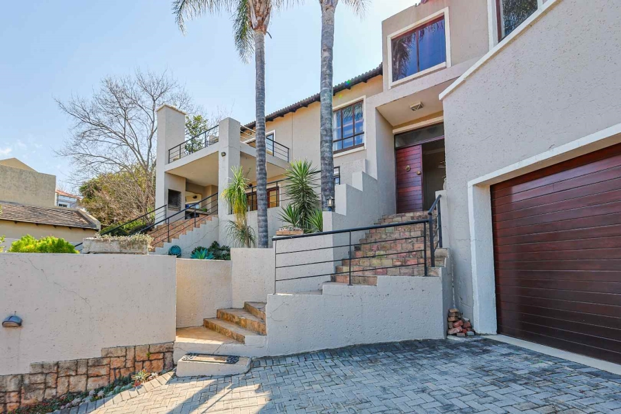 3 Bedroom Property for Sale in Faerie Glen Gauteng