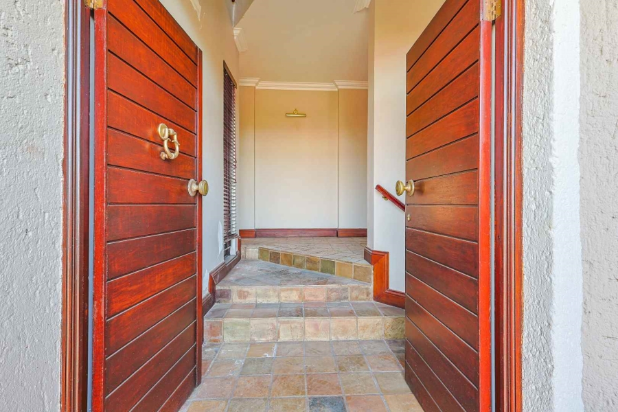 3 Bedroom Property for Sale in Faerie Glen Gauteng