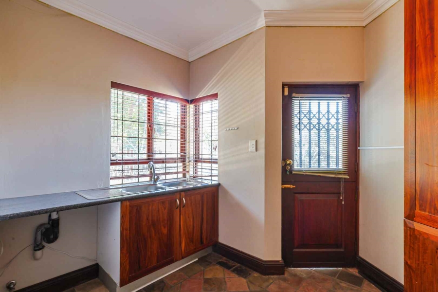 3 Bedroom Property for Sale in Faerie Glen Gauteng