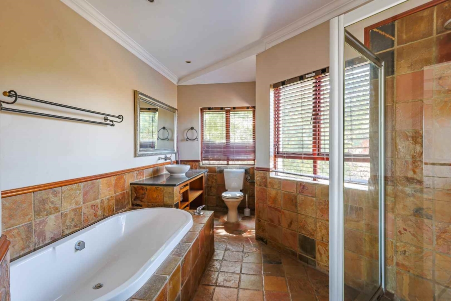 3 Bedroom Property for Sale in Faerie Glen Gauteng
