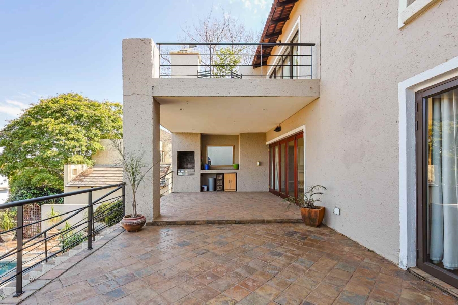 3 Bedroom Property for Sale in Faerie Glen Gauteng