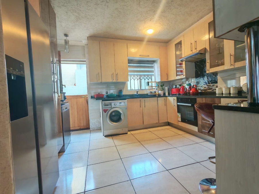 To Let 3 Bedroom Property for Rent in Cosmo City Gauteng