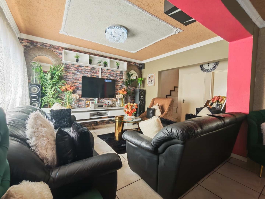 To Let 3 Bedroom Property for Rent in Cosmo City Gauteng