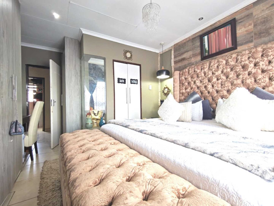 To Let 3 Bedroom Property for Rent in Cosmo City Gauteng
