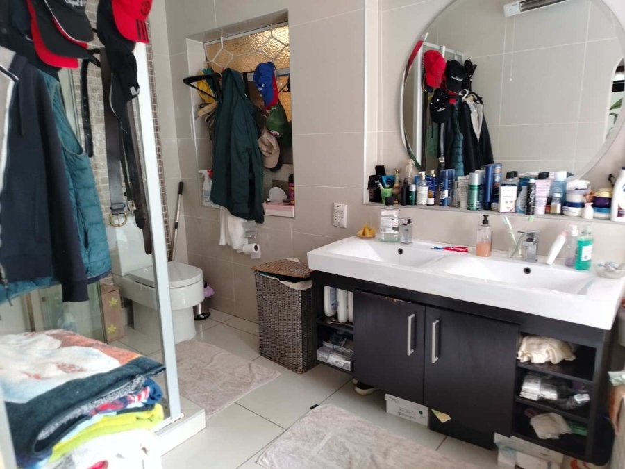 4 Bedroom Property for Sale in Wychwood Gauteng